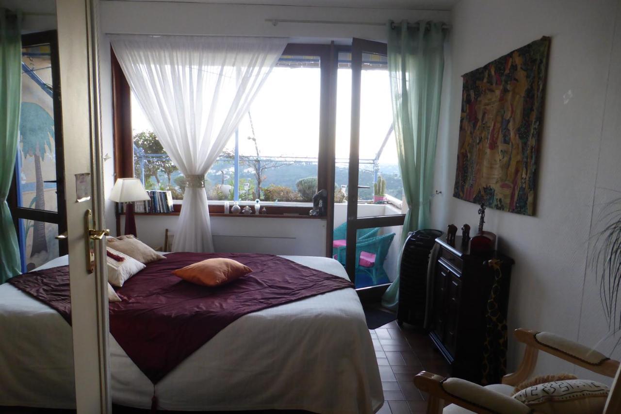 Nouveau ! Chambre D'Hote Insolite Privee " Coeurs De Pirates A Bali En Provence" Spa Sauna Massages Dans Cadre Exotique D'Amenagements Exterieurs D'Exception Ete Comme Hiver Bienvenue !!! Cavalaire-sur-Mer Exteriér fotografie